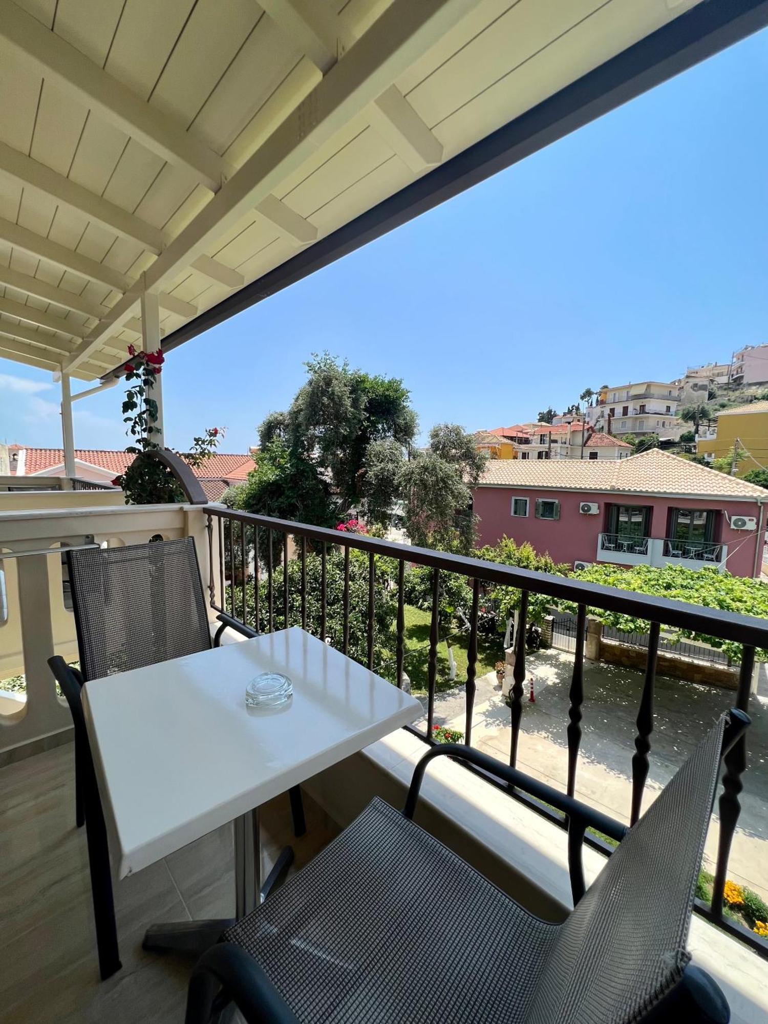 Valentinos House Hotel Parga Exterior photo